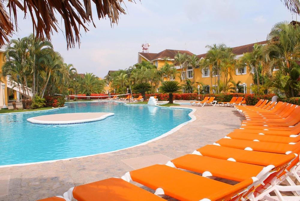 Hotel Palma Real Sambo Creek 外观 照片